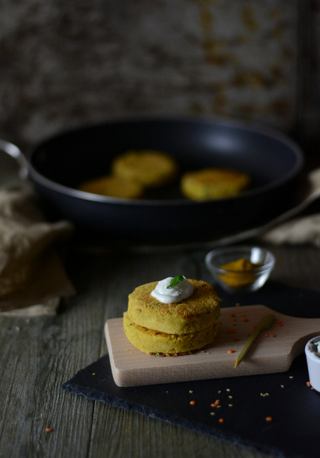 burger di ceci e lenticchie rosse al curry